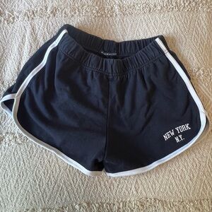 Brandy Melville ‘New York’ shorts